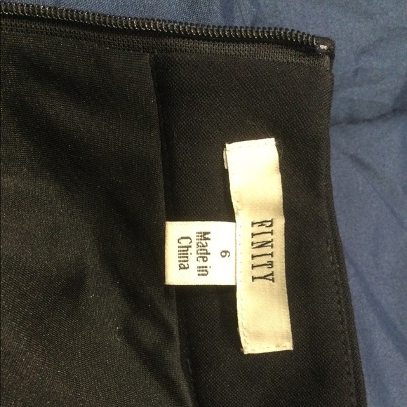 FINITY A LINE DRESS SIZE 6 - Picture 5 of 9